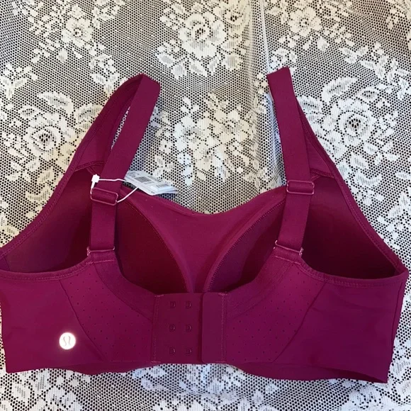 Lululemon Run Times BRA 34D RASPBERRY PINK NEW WITH TAGS - Picture 6 of 9